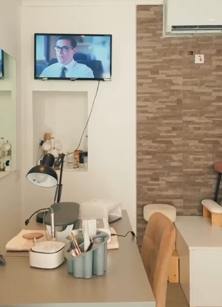Professional workstation at Island Girl Nails